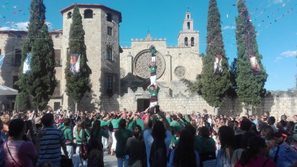El seguici de Sant Pere de Festa Major exhibeix la bona salut de les entitats de Sant Cugat