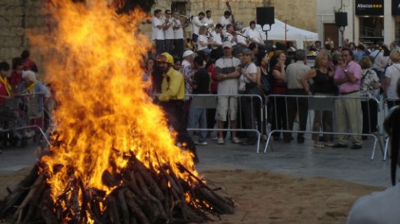 Sant Cugat es prepara per celebrar Sant Joan amb l'arribada de la Flama del Canigó