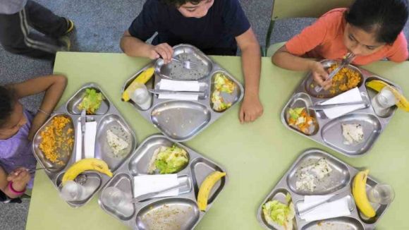 Comença el període per sol·licitar beques menjador