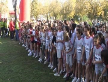 Seixanta-dos santcugatencs a la final Nacional de Cros escolar