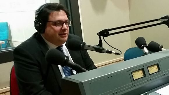 L'eurodiputat d'Unió, Francesc Gambús, defensa el paper de la UE en una visita a Sant Cugat