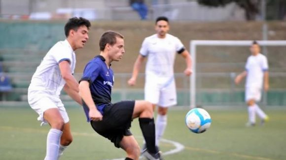 Un Junior penalitzat per les baixes es veu superat per un efectiu Fontsanta-Fatjó
