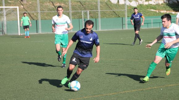 El Junior s'acomiada de la temporada al camp d'un rival directe, l'Olímpic Can Fatjó