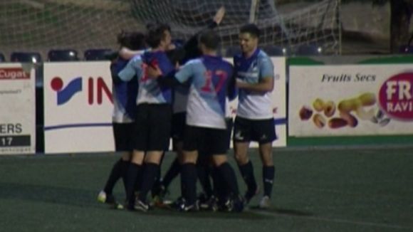 El Junior assaboreix de nou el triomf i supera l'Atlètic Vilafranca per deixar enrere la mala dinàmica