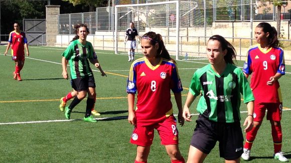 Els tres equips femenins de Primera Catalana inicien la lliga amb victòria