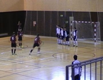 Alt: L'AXA podria acabar renunciant a la Nacional A