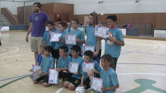 El futbol sala escolar tanca la temporada i prepara la següent amb canvis