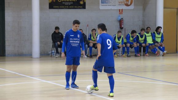 Un Olímpyc Floresta molt bregador no pot amb el Manresa i es complica més la vida