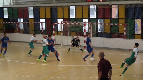 L'Olímpyc Floresta empata a la pista de la Barceloneta i es queda a un sol punt del descens
