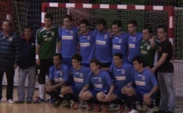 Alt: L'Olímpyc Floresta presenta la samarreta de la temporada 2011-12