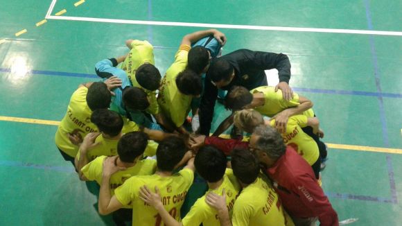 El Futbol Sala Sant Cugat guanya el Viladecans i està a tres punts de la permanència
