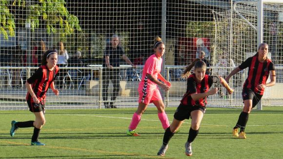 El femení del SantCu empata davant el Pontenc i encadena cinc jornades sense assaborir el triomf