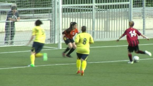 Alt: El SantCu femení guanya davant el cuer per seguir somiant amb la permanència