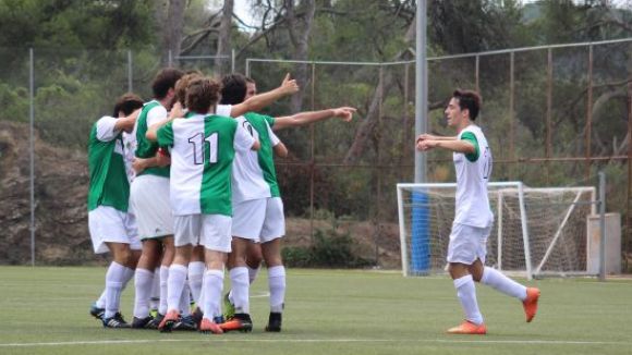 El Valldoreix segueix liderant el grup 11 de Tercera Catalana i la Penya ja és segona a Quarta Catalana