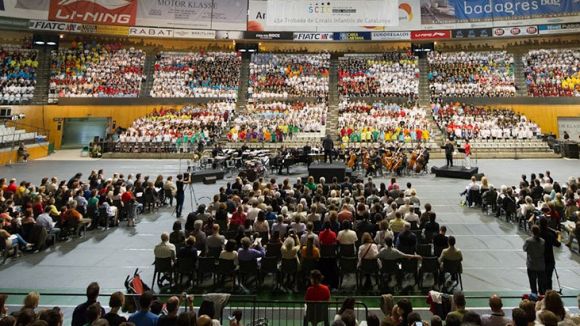 Alt: Piti Español signa la cantata dels 50 anys del Secretariat de Corals Infantils de Catalunya (SCIC)