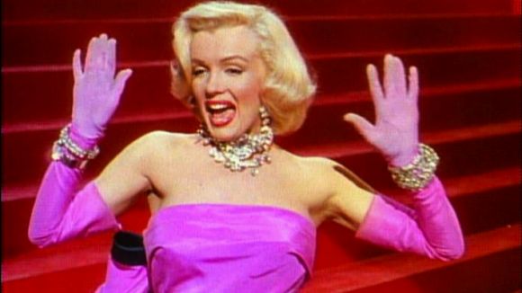 Marilyn Monroe, jardineria, activitat física i un taller per aprendre a cosir, propostes aquest cap de setmana