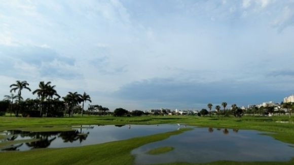 Pablo Larrazábal no pot iniciar el Nelson Mandela Championship per mal temps