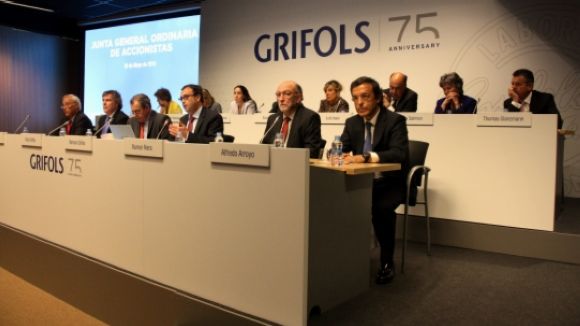 Grifols factura un 2,8% més durant els tres primers trimestres de 2016