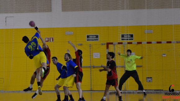 L'Handbol Sant Cugat guanya l'Esplugues i es manté viu a la Copa Catalana