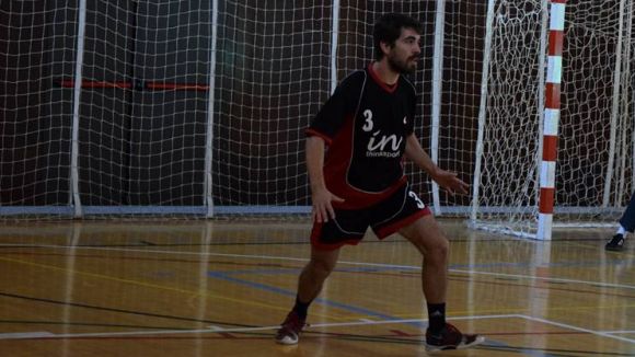 L'Handbol Sant Cugat s'estavella contra el líder, l'Handbol Sant Quirze