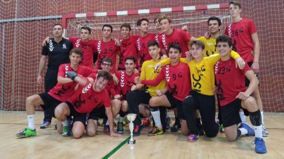 L'Handbol Sant Cugat presenta els 17 equips aquest divendres al Pav 3 de la Rambla del Celler