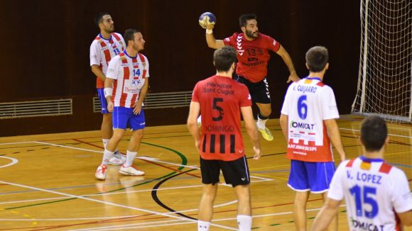 L'Handbol Sant Cugat tampoc troba el primer triomf del curs a la pista del BM La Roca