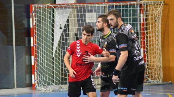 Alt: L'Handbol Sant Cugat cau de manera ajustada davant un efectiu Esplugues