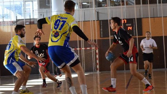 L'Handbol Sant Cugat rep el líder, el Sant Quirze, aquesta nit al pav 3