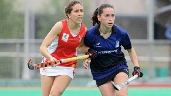 Alt: Junior i CD Terrassa lluiten per tercera vegada per un lloc a la Final a Quatre de la Divisió d'Honor