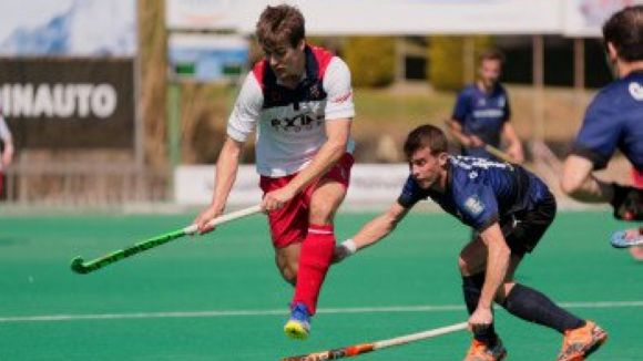 El Junior masculí perd davant el Polo i ho té molt complicat per accedir a semifinals del Català