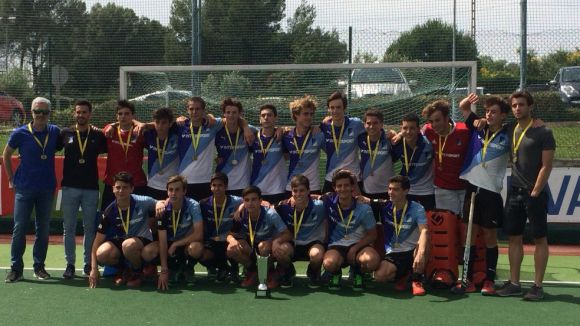 El juvenil masculí del Junior, campió de Catalunya d'hoquei herba