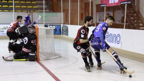 El PHC Sant Cugat suma el quart empat consecutiu a la pista del Vilafranca i cau de la zona d'ascens
