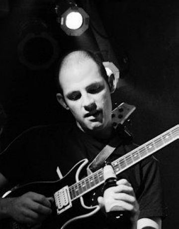 Alt: Entrevista: Ícar Toset, guitarrista