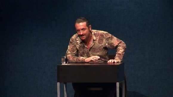 'Idiota' repta els santcugatencs a un joc macabre de lògica i tensió