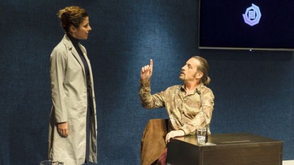 L'estupidesa humana vista per Casanovas arriba avui al Teatre-Auditori amb 'Idiota'