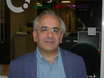 Joan Puigdomènech: 'Es necessiten quatre hores per carregar el cotxe als punts de recàrrega per a vehicles elèctrics'