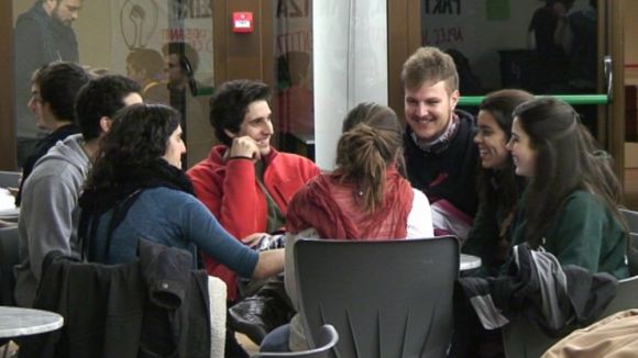 Cugat.cat comença a emetre el programa juvenil 'Adolescents.cat'