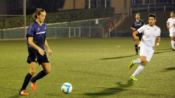 Un gol del Junior en el temps afegit serveix per empatar davant el Bellvitge en un partit gris dels locals