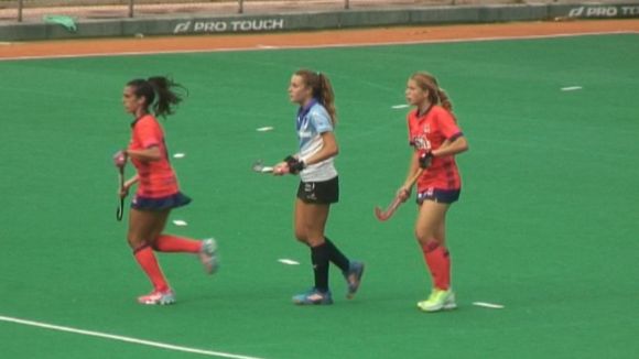 Un femení del Junior d'hoquei herba molt intens supera la Reial Societat per la mínima