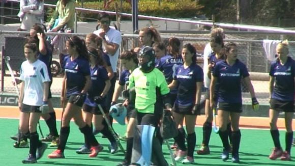 El Junior femení perd davant l'Egara i encara no confirma la permanència