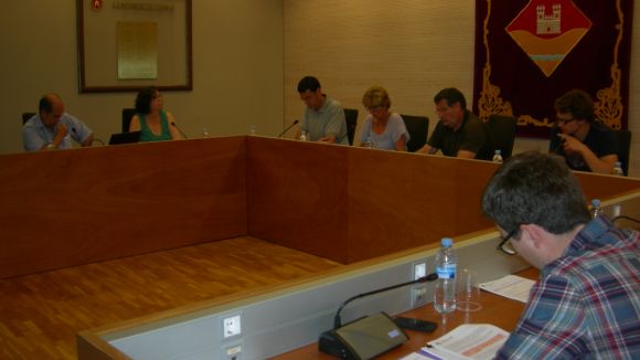 Junta de veïns a l'EMD per la modificació del contracte de transport urbà
