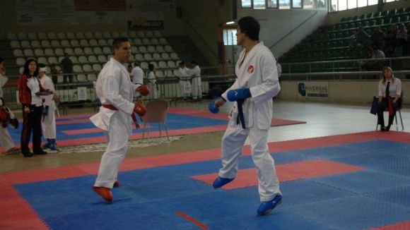 Yacupoma i Araujo, karatekes santcugatencs al Campionat de Catalunya