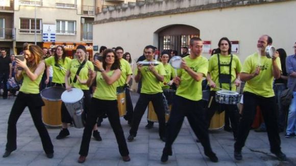 La música recorre els carrers de la ciutat en el seu dia internacional