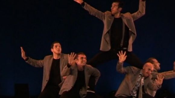 Alt: Kulbik revisita el hip hop en un espectacle explosiu que barreja poesia i música