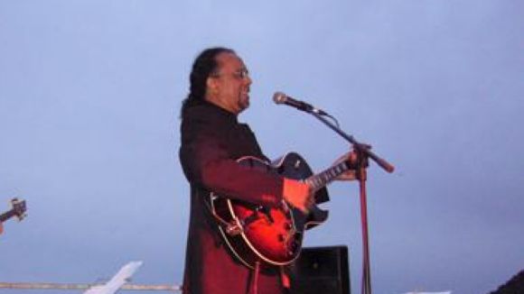 Don Johnsons en acústic a Cugat tv