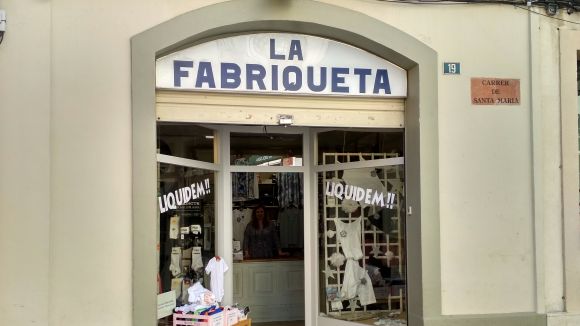 La centenària botiga de roba 'La Fabriqueta' tanca aquest estiu