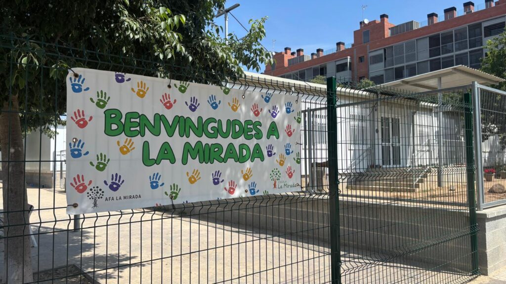 Alt: Les esquerres carreguen contra l'alcalde per dir que el descens de natalitat pot afectar l'edifici de La Mirada