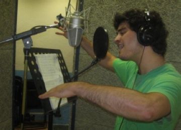 El raper santcugatenc Lacra1 enregistra una maqueta en solitari