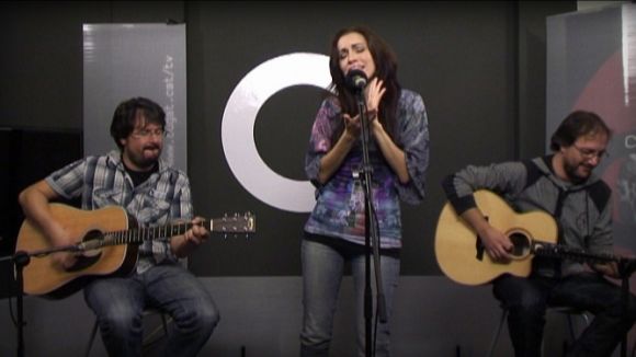 Deu veus femenines canten al Teatre-Auditori contra la violència masclista