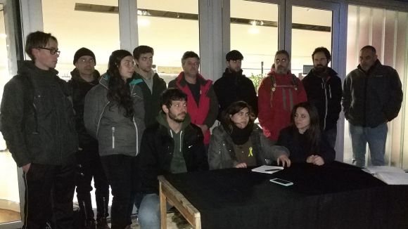 Laura Gené, del col·lectiu Som 27 i més, en crida i cerca per l'ocupació del rectorat de la UAB